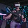 The Guide of Virtual Reality: A Historical Journey